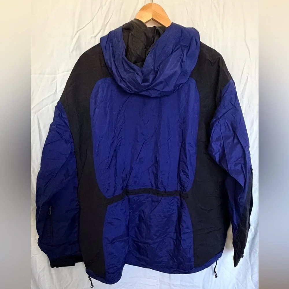 The North Face Men's Deep Blue Jacket